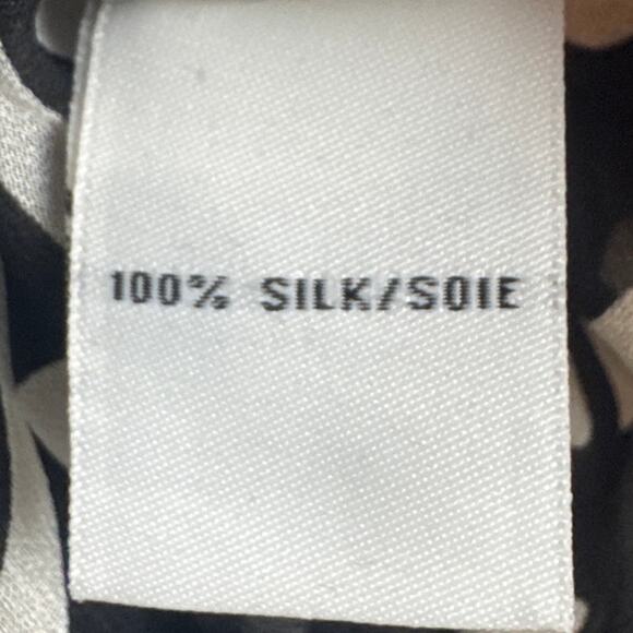 Diane Von Furstenberg Silk Blouse Sheer Black White Pleated Timeless Style SZ 4 - Picture 9 of 9